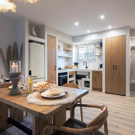 Ef Apartment Corfu (city)